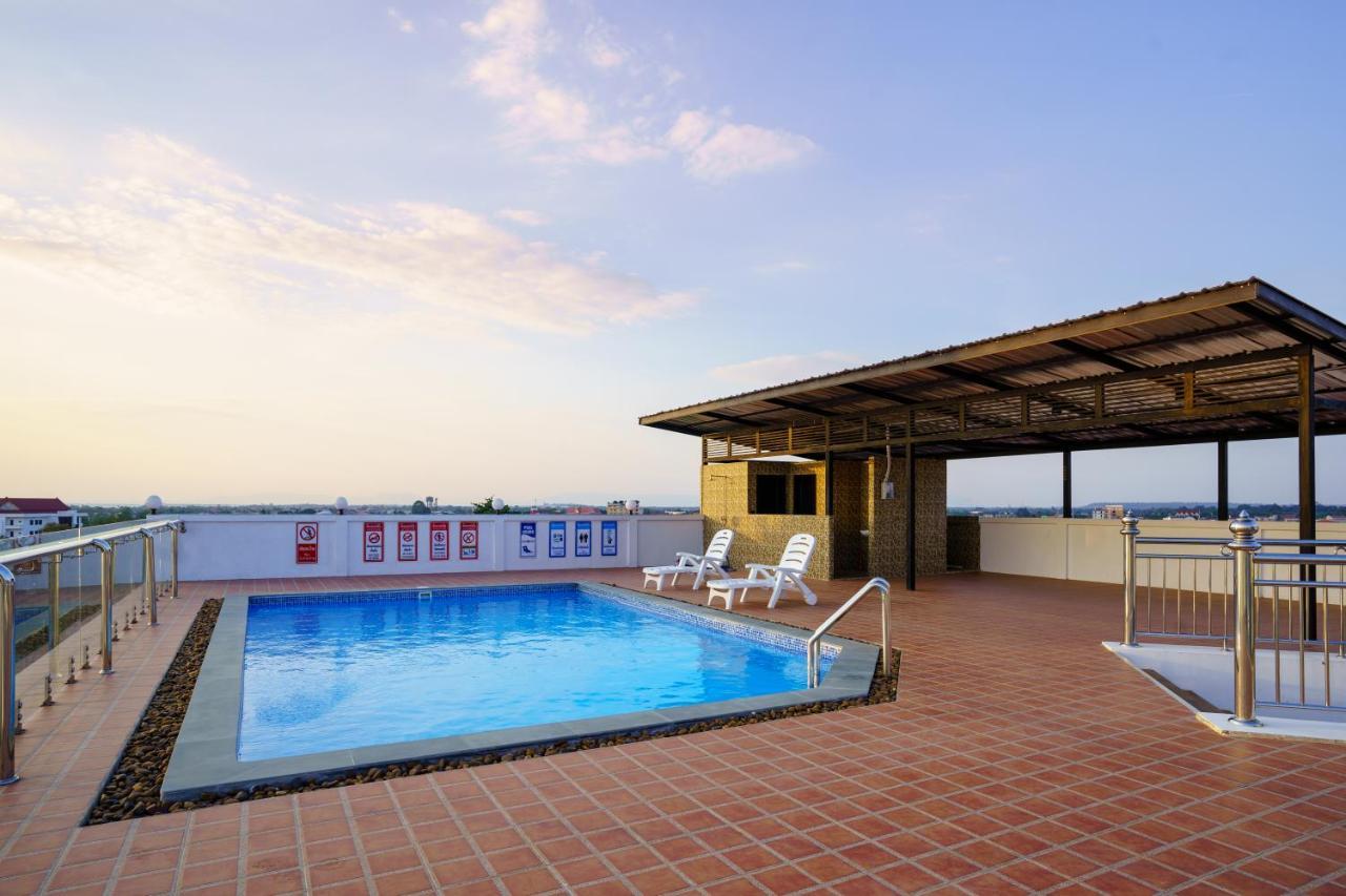 Intouch Riverside Hotel Pakse Exterior foto